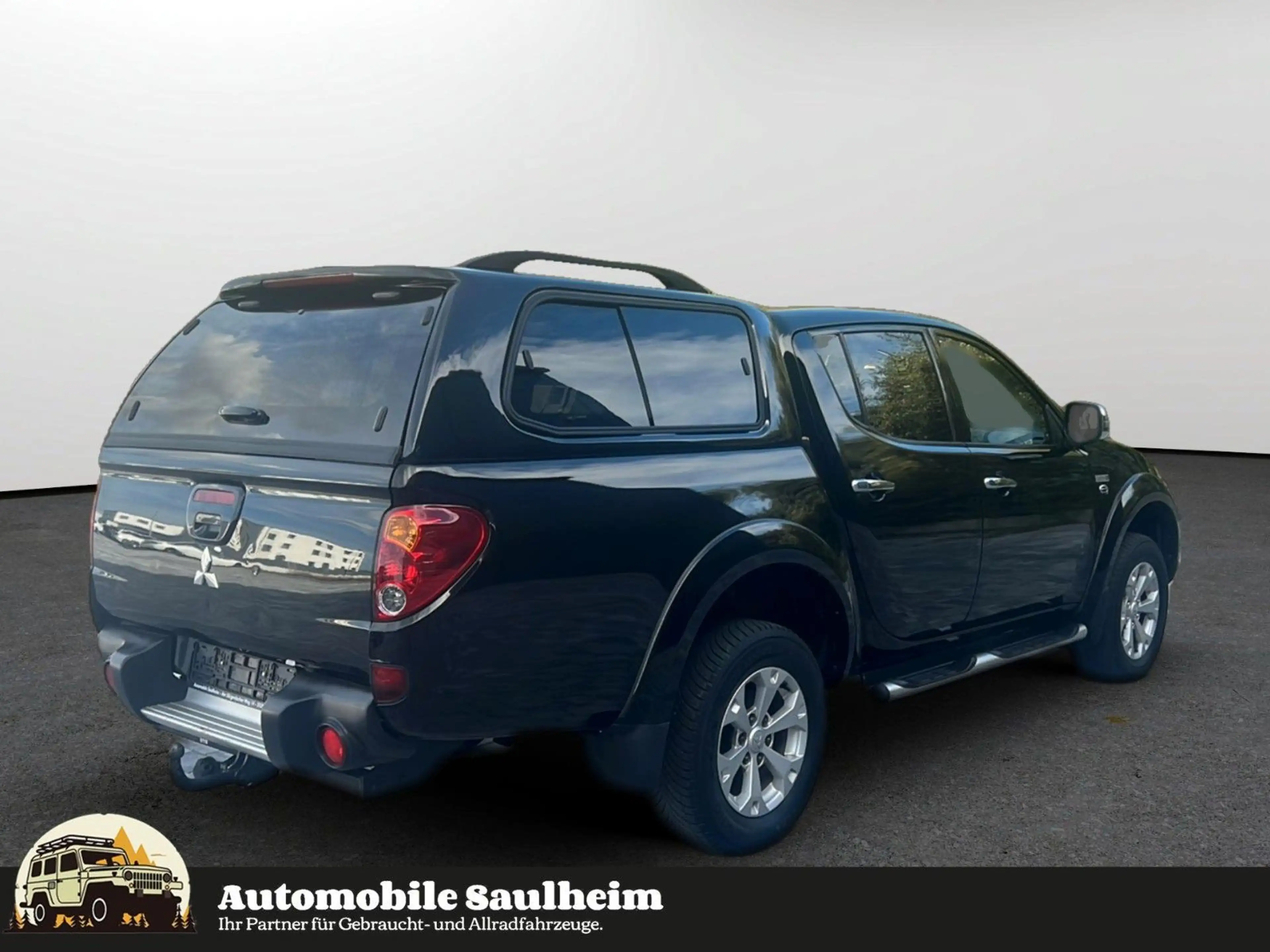 Mitsubishi L200 Edition 20 DoKa*1HAND*HARDTOP*AHK*SHZ* — photo 4