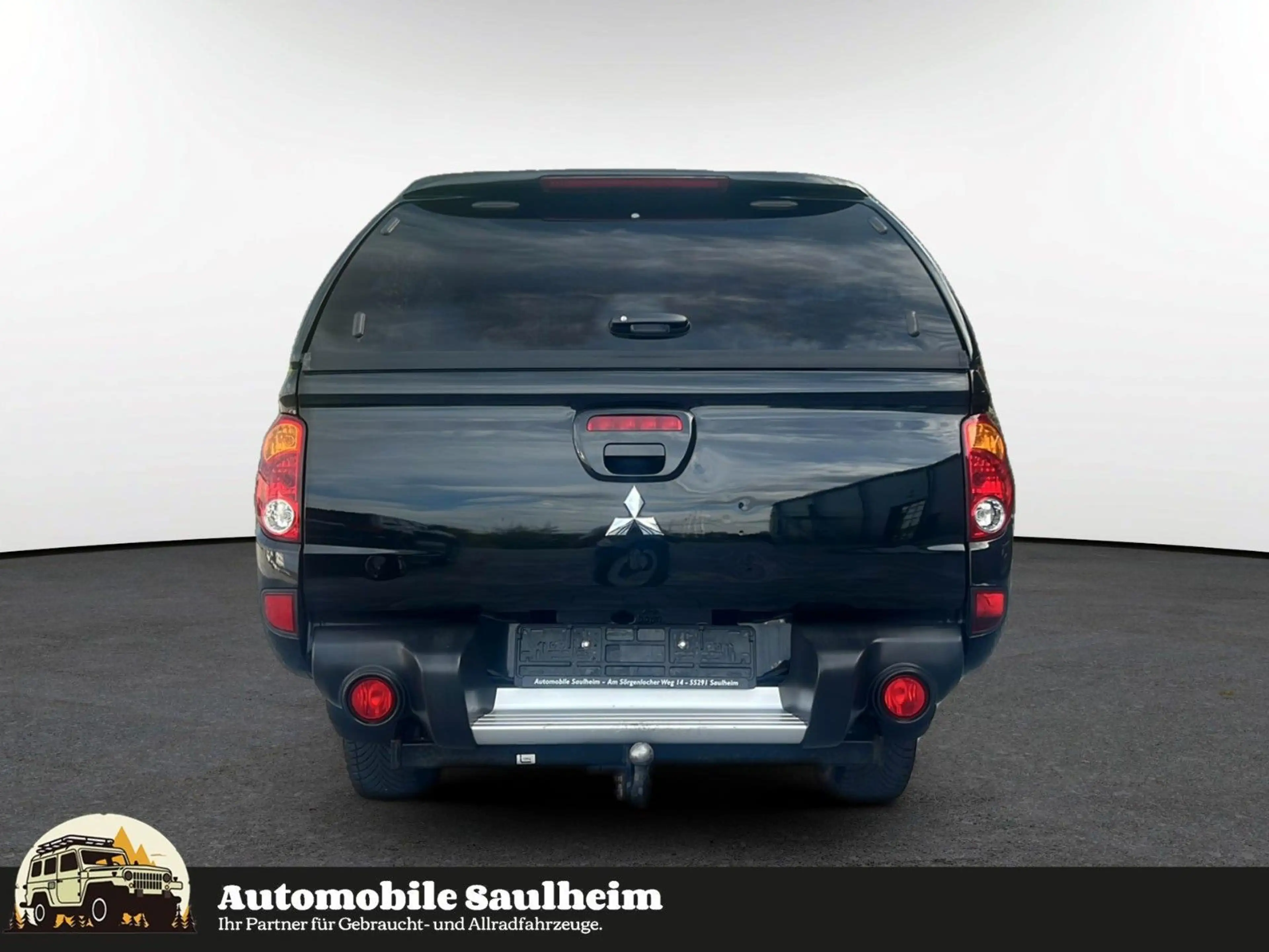 Mitsubishi L200 Edition 20 DoKa*1HAND*HARDTOP*AHK*SHZ* — photo 7