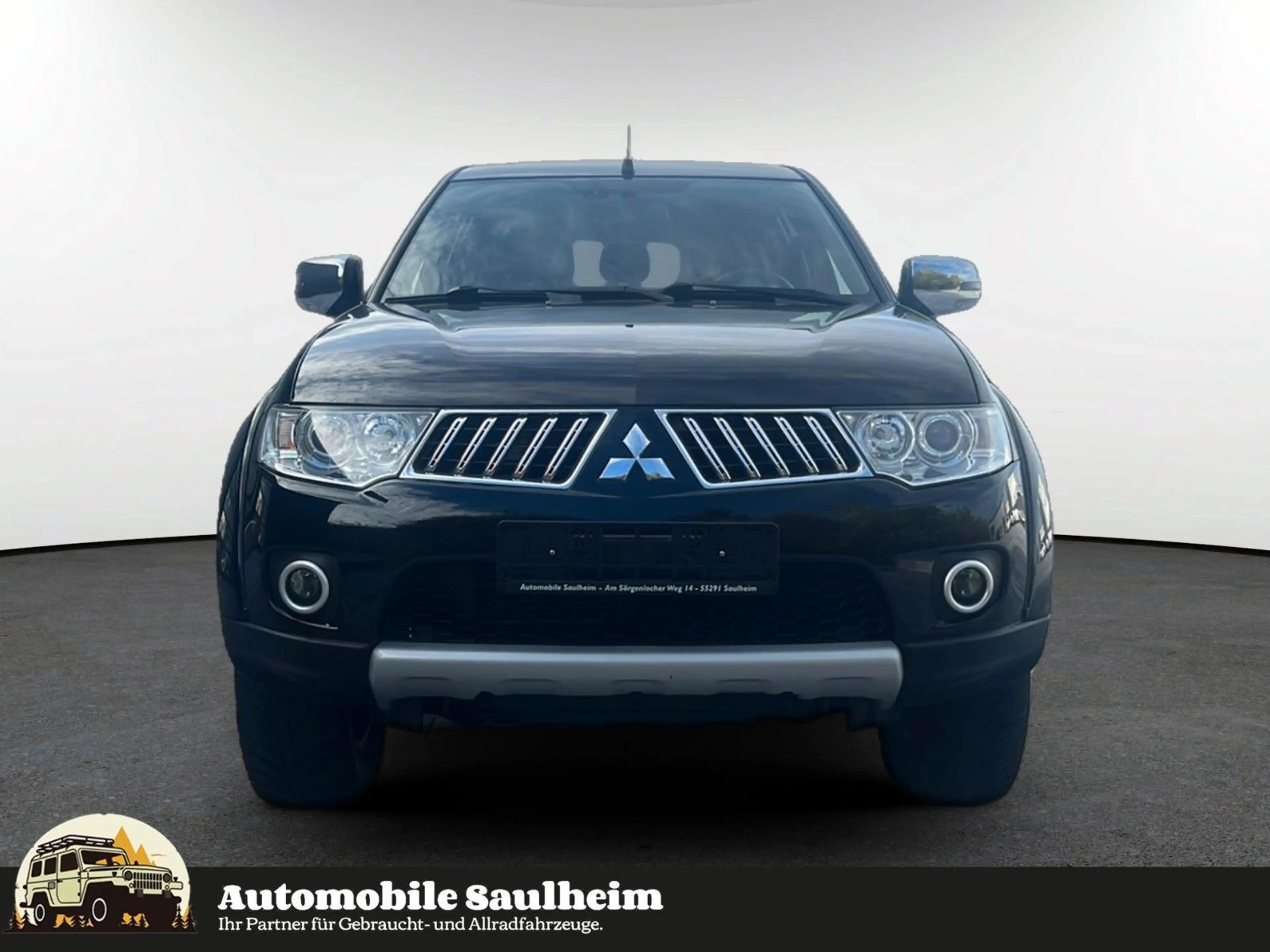 Mitsubishi L200 Edition 20 DoKa*1HAND*HARDTOP*AHK*SHZ* — photo 5
