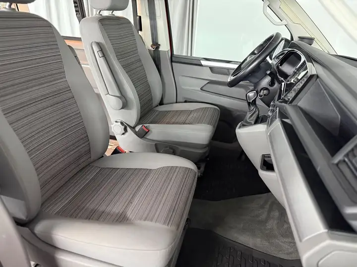 Volkswagen T6.1 California T6.1 California Beach Tour AHK Kamera Markise – Foto 19