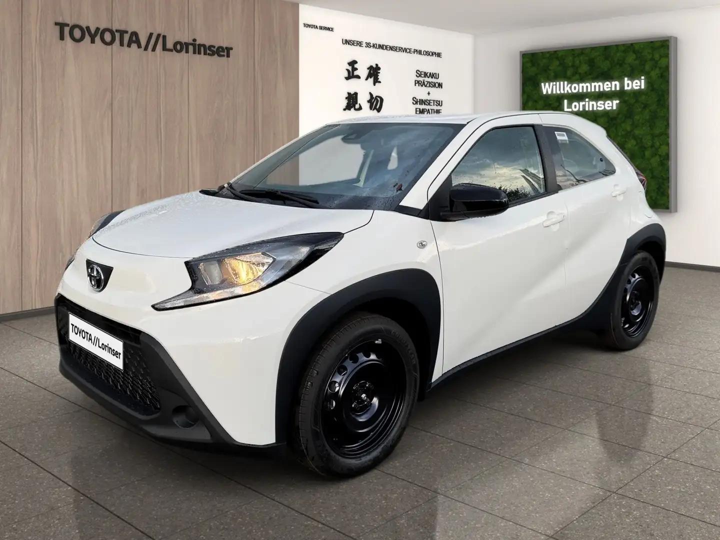 Toyota Aygo 1.0 Business Edition Kam.+PDC+SHZ+ACC+Navi Weiß - 2