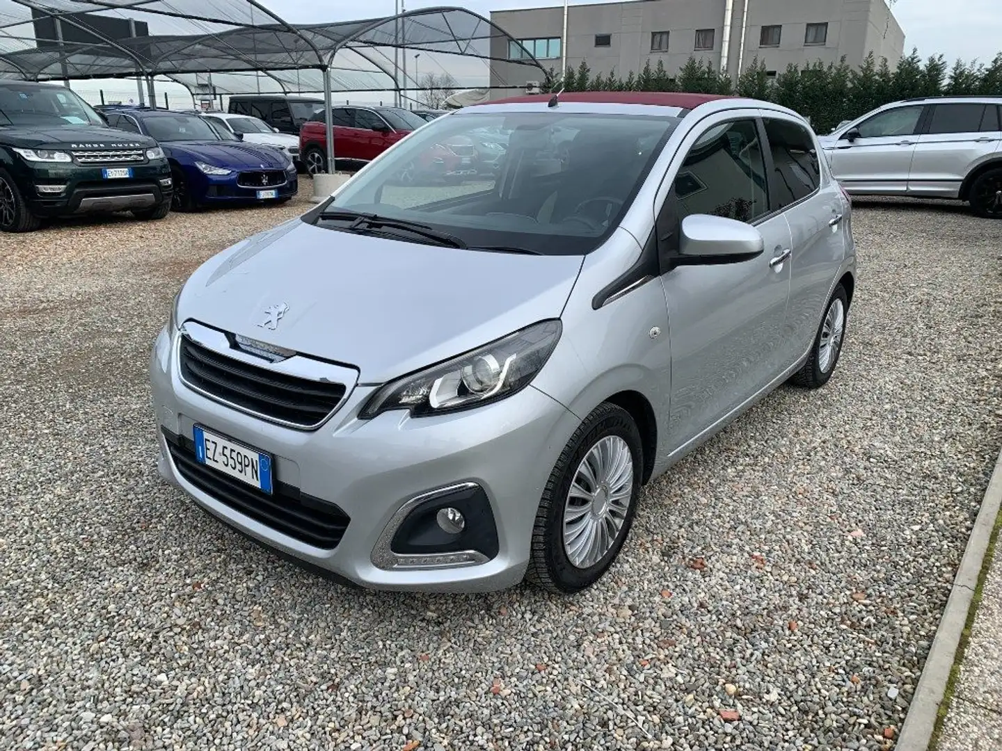 Peugeot 108 PureTech 82 5 porte Allure TOP! Silber - 1