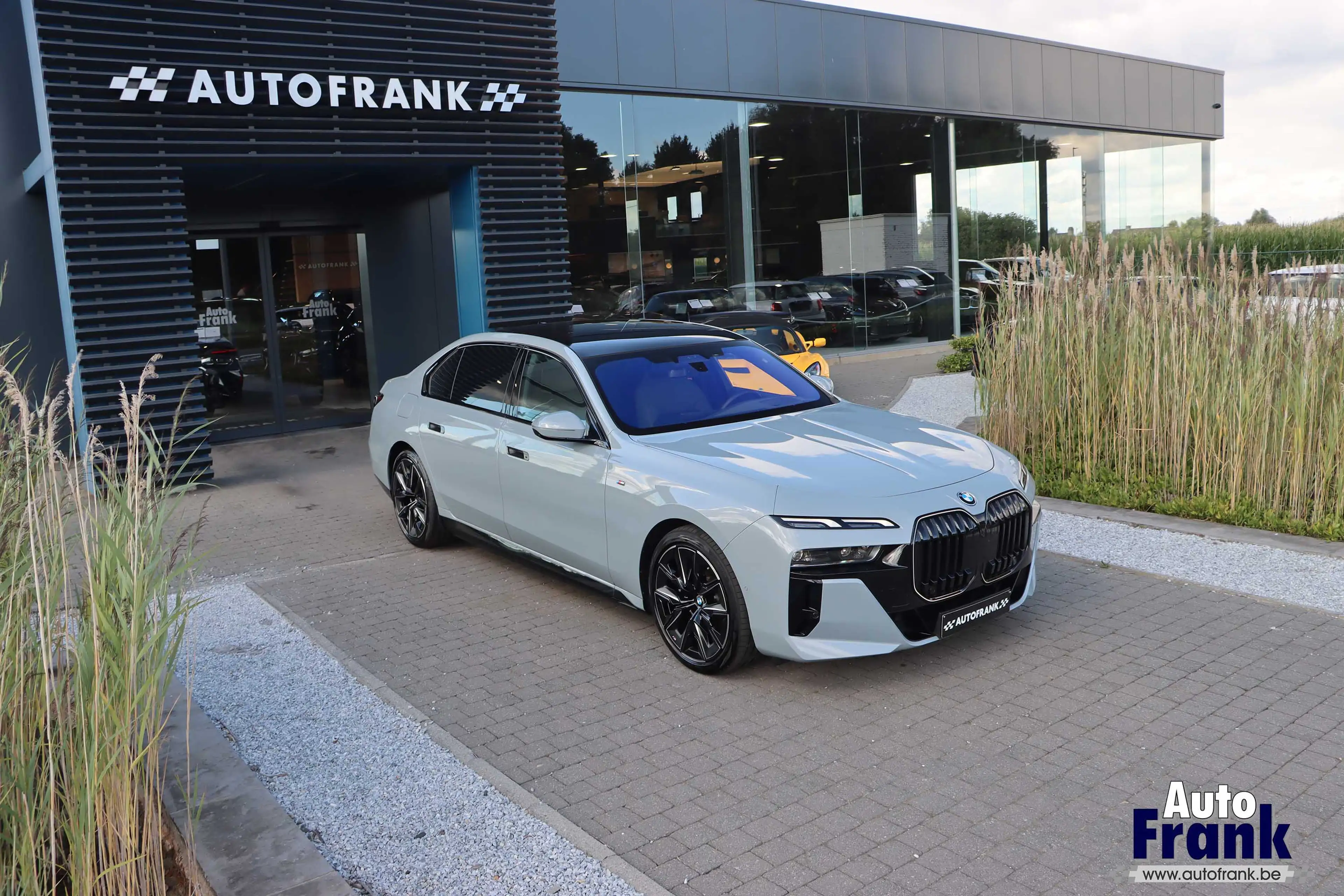 BMW i7 60 / 4X4 / M-SPORT-PRO / DRIV & PARK PRO / TREKHK — photo 8