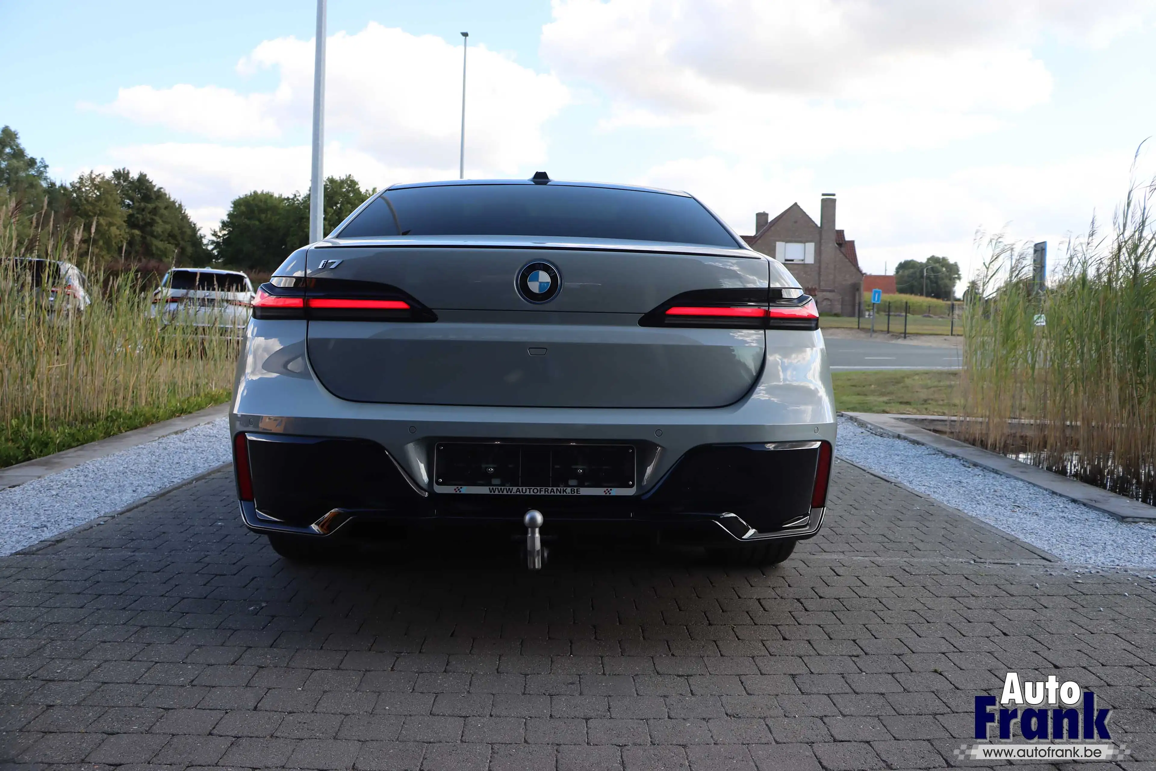 BMW i7 60 / 4X4 / M-SPORT-PRO / DRIV & PARK PRO / TREKHK — photo 6