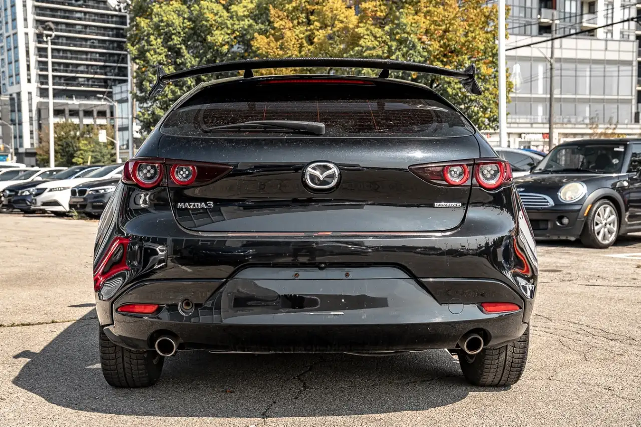 Mazda 3 снимка Mazda 3