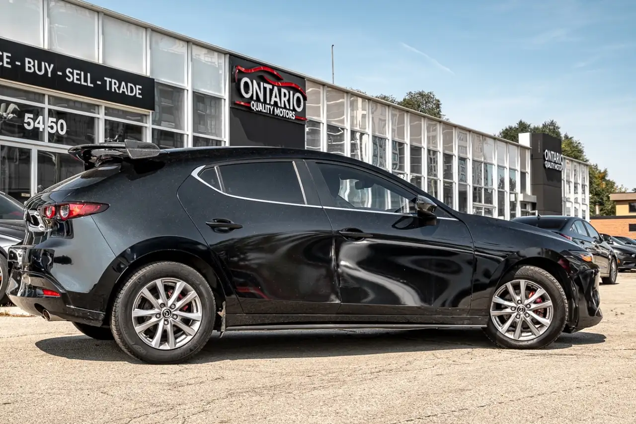Mazda 3 снимка Mazda 3