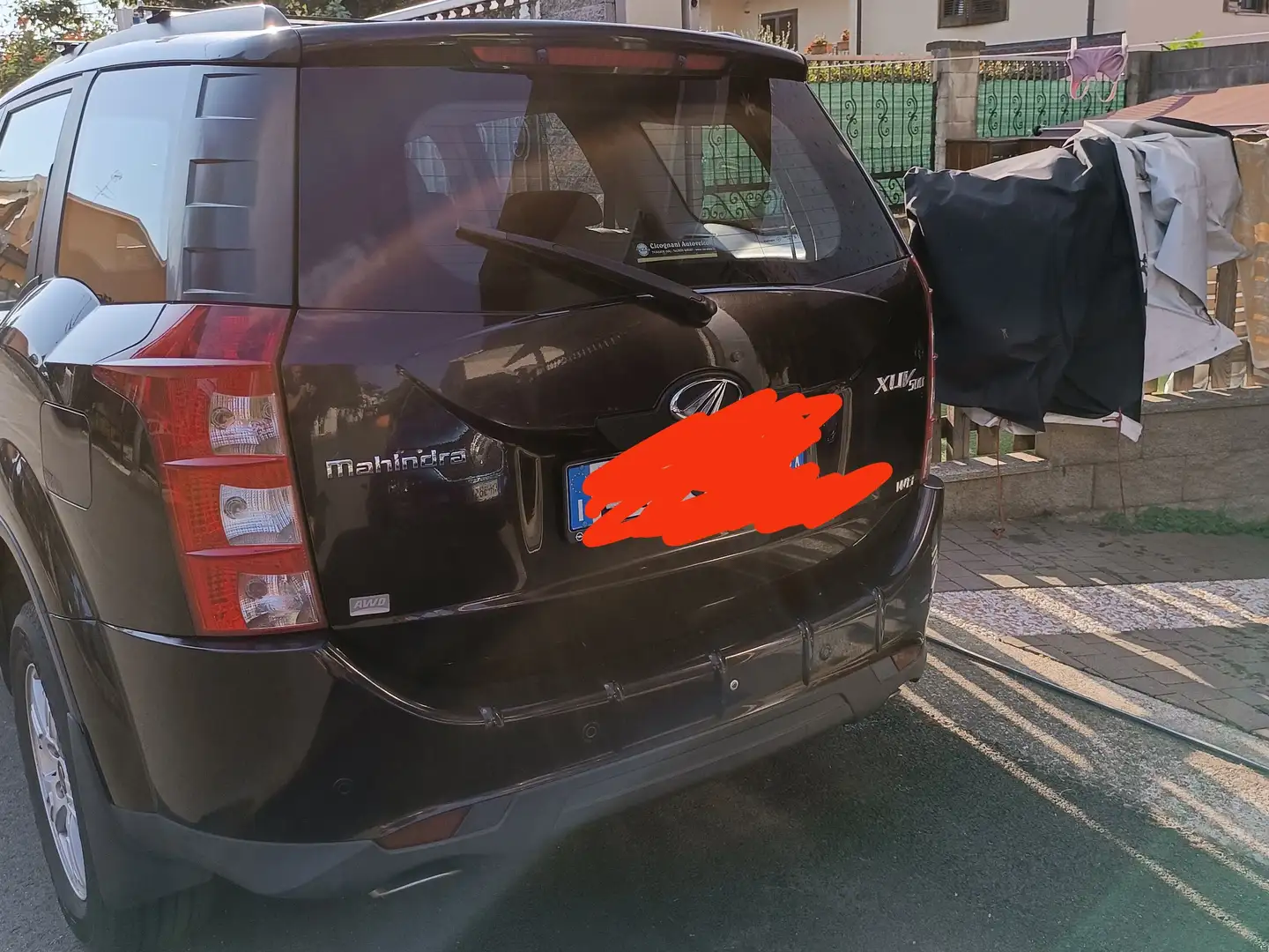 Mahindra XUV500 XUV500 2.2 16v W8 awd 7p. Burdeos - 1