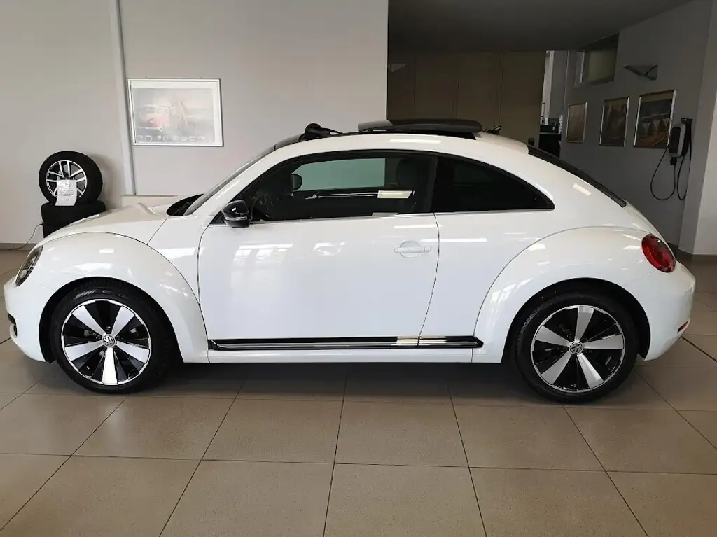 Volkswagen Maggiolino 2015 из Европы — купить под ключ
