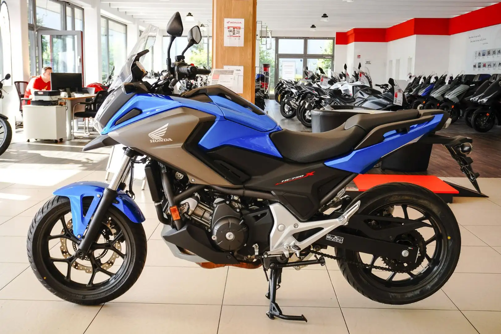 Honda NC 750 X 1. Hand / 9.630km / Neuwertige Reifen Bleu - 2