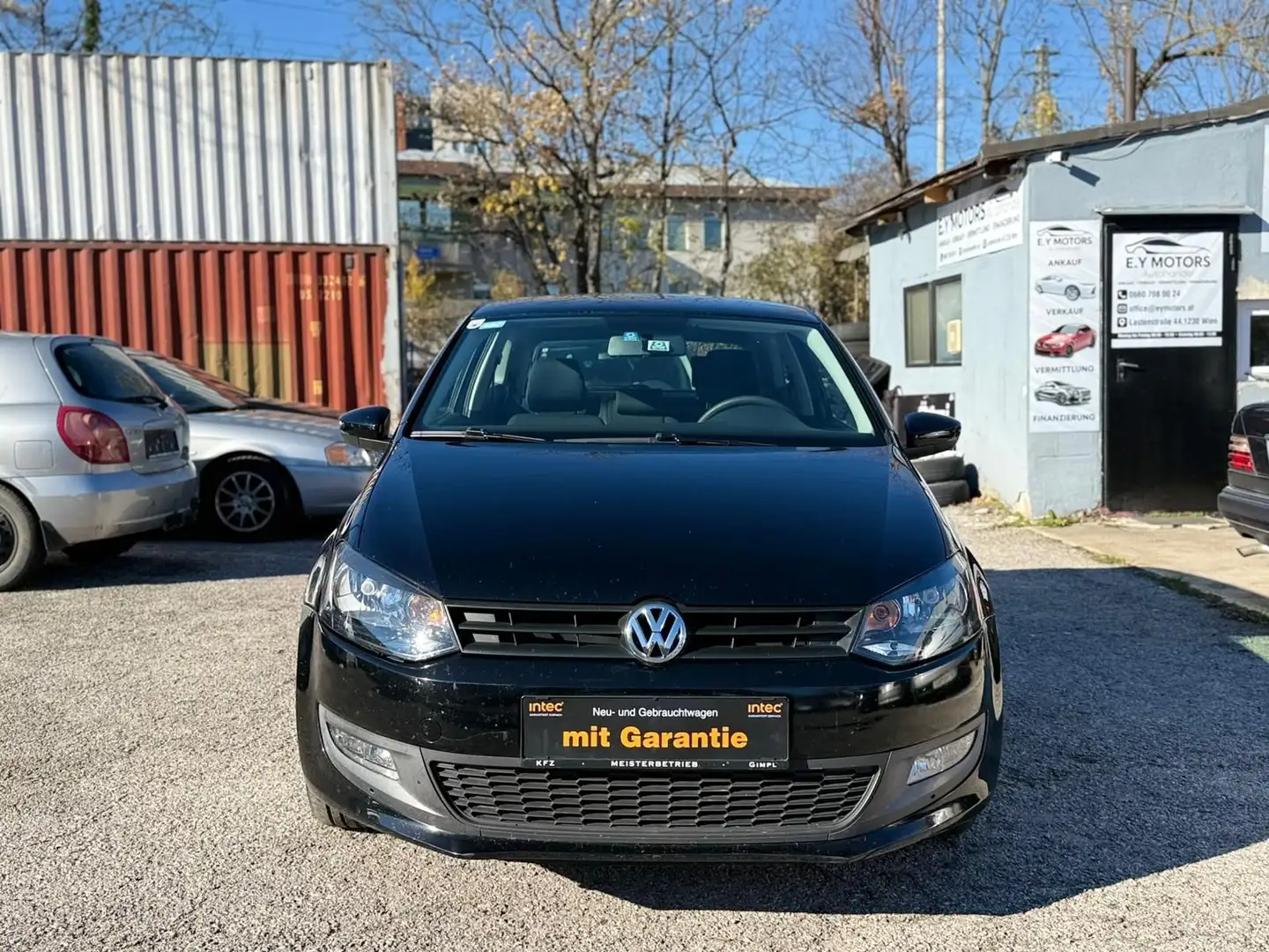 Volkswagen Polo 1,2 Trendline Schwarz - 2