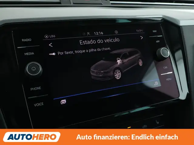 Volkswagen Passat view 21