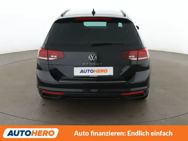 Volkswagen Passat view 5