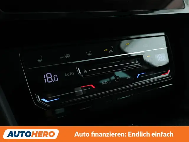 Volkswagen Passat view 26