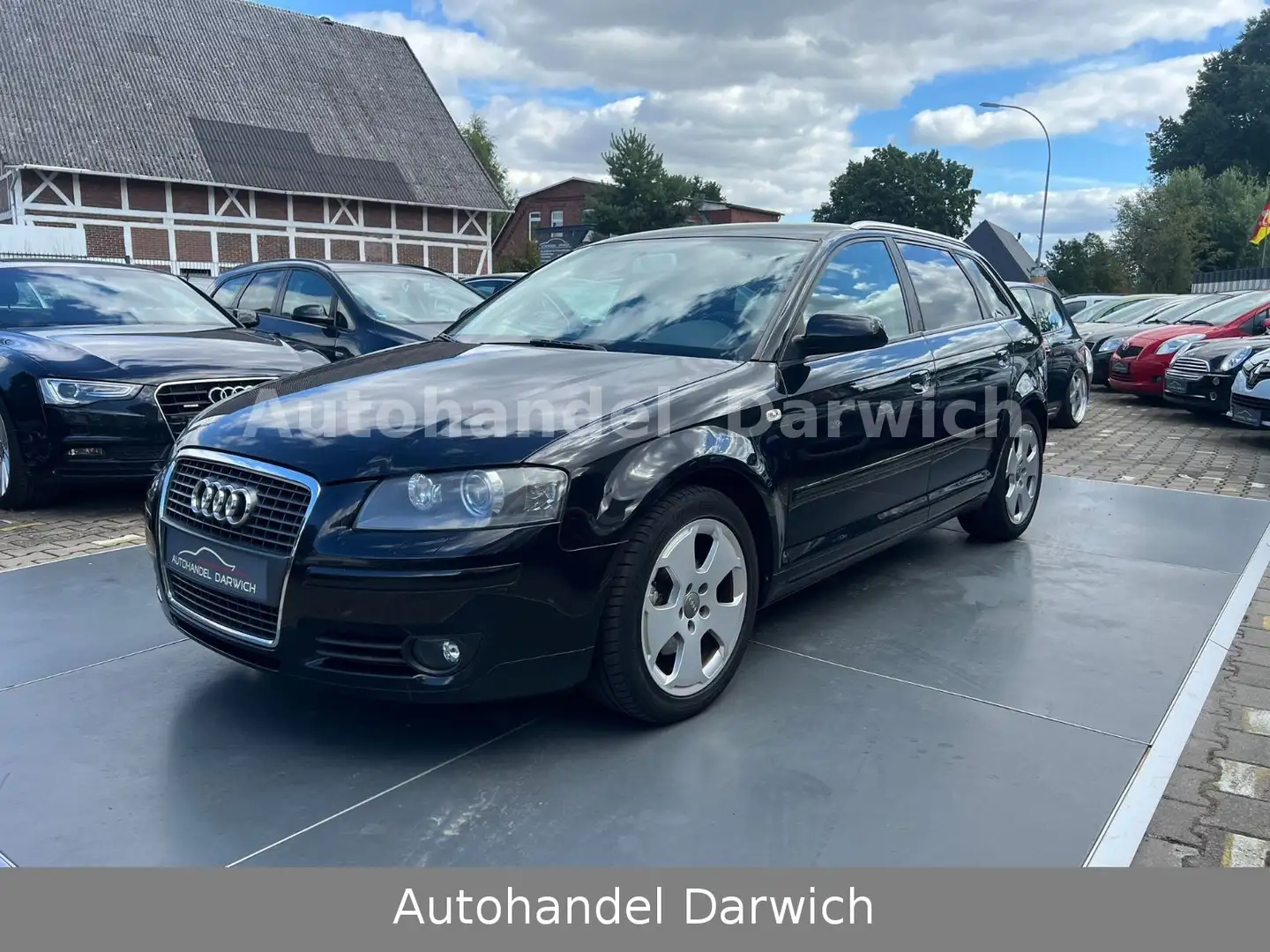 Audi A3 Sportback 2.0 TDI Ambition Schwarz - 1