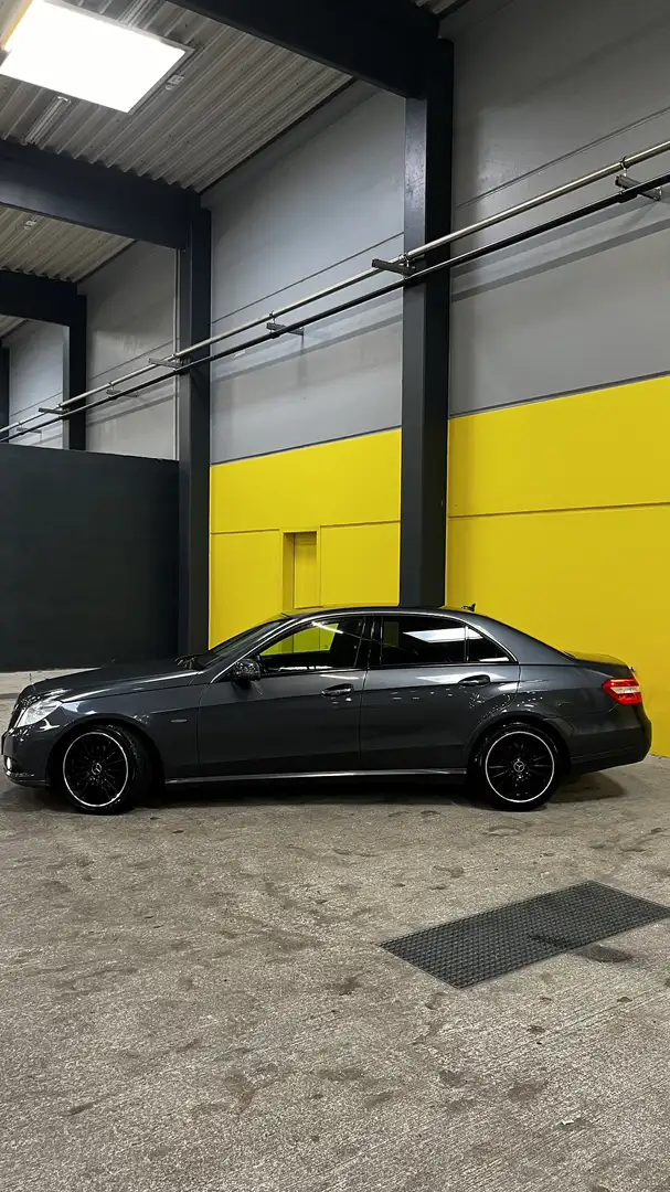 Mercedes-Benz E 220 Elegance BlueEfficiency CDI Aut. - 2