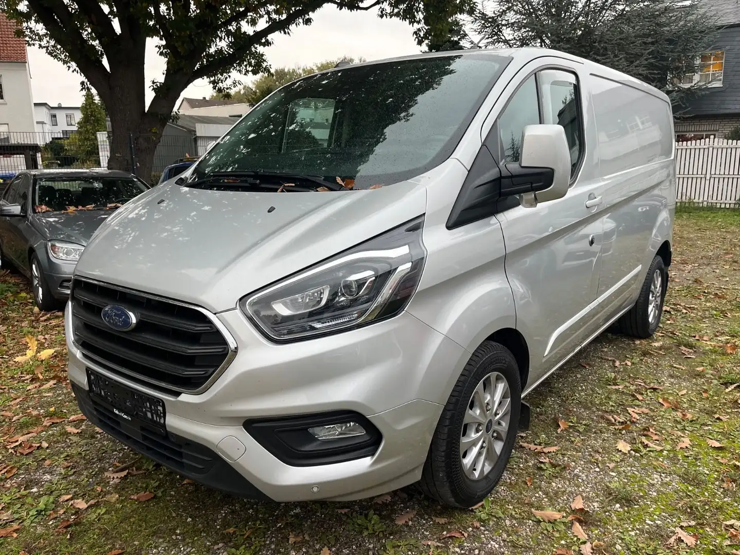 Ford Transit Custom Automatik / Standhz. / Bi-Xenon Silber - 1