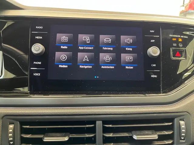 Volkswagen Polo view 13