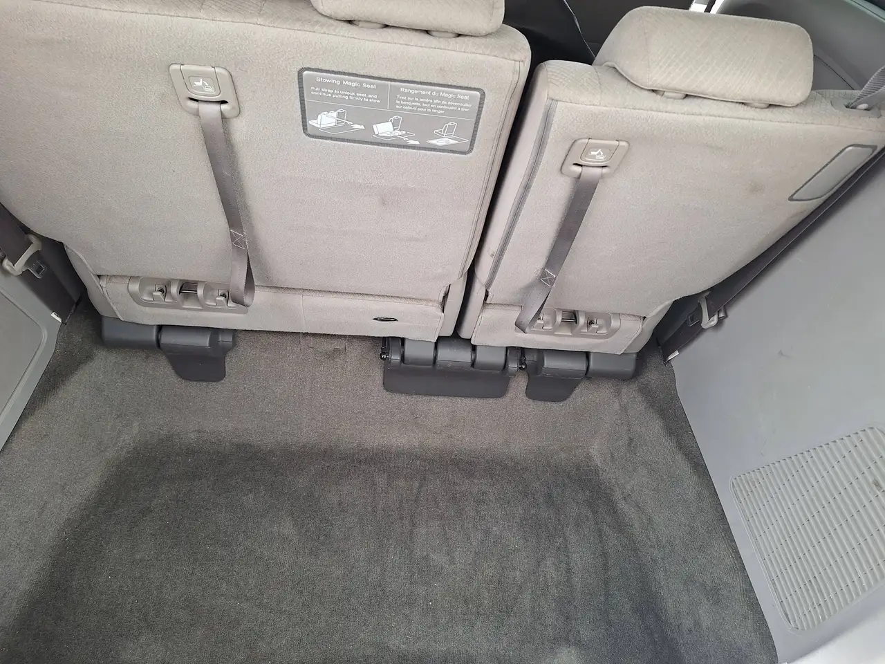 Honda Odyssey снимка Honda Odyssey