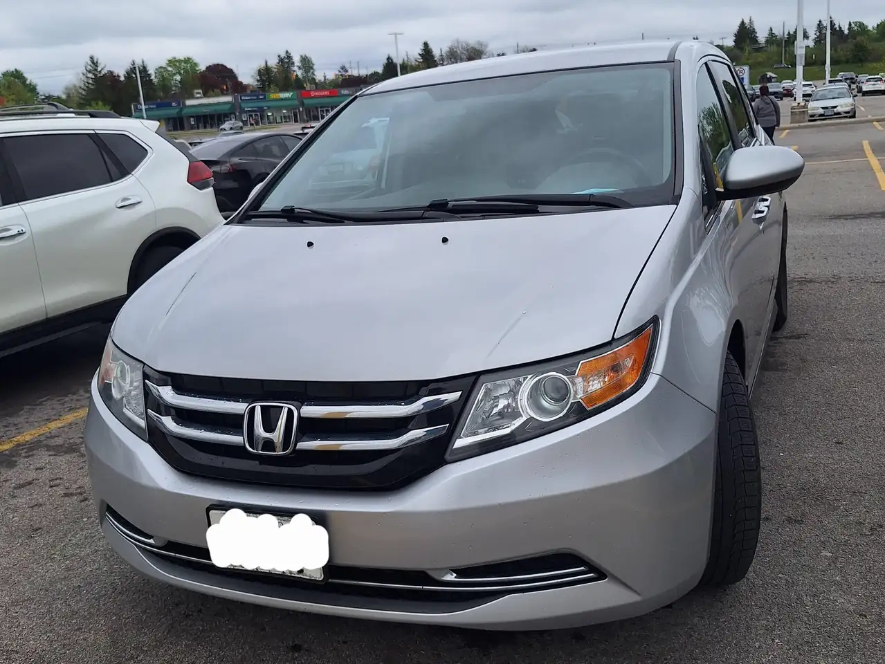 Honda Odyssey снимка Honda Odyssey