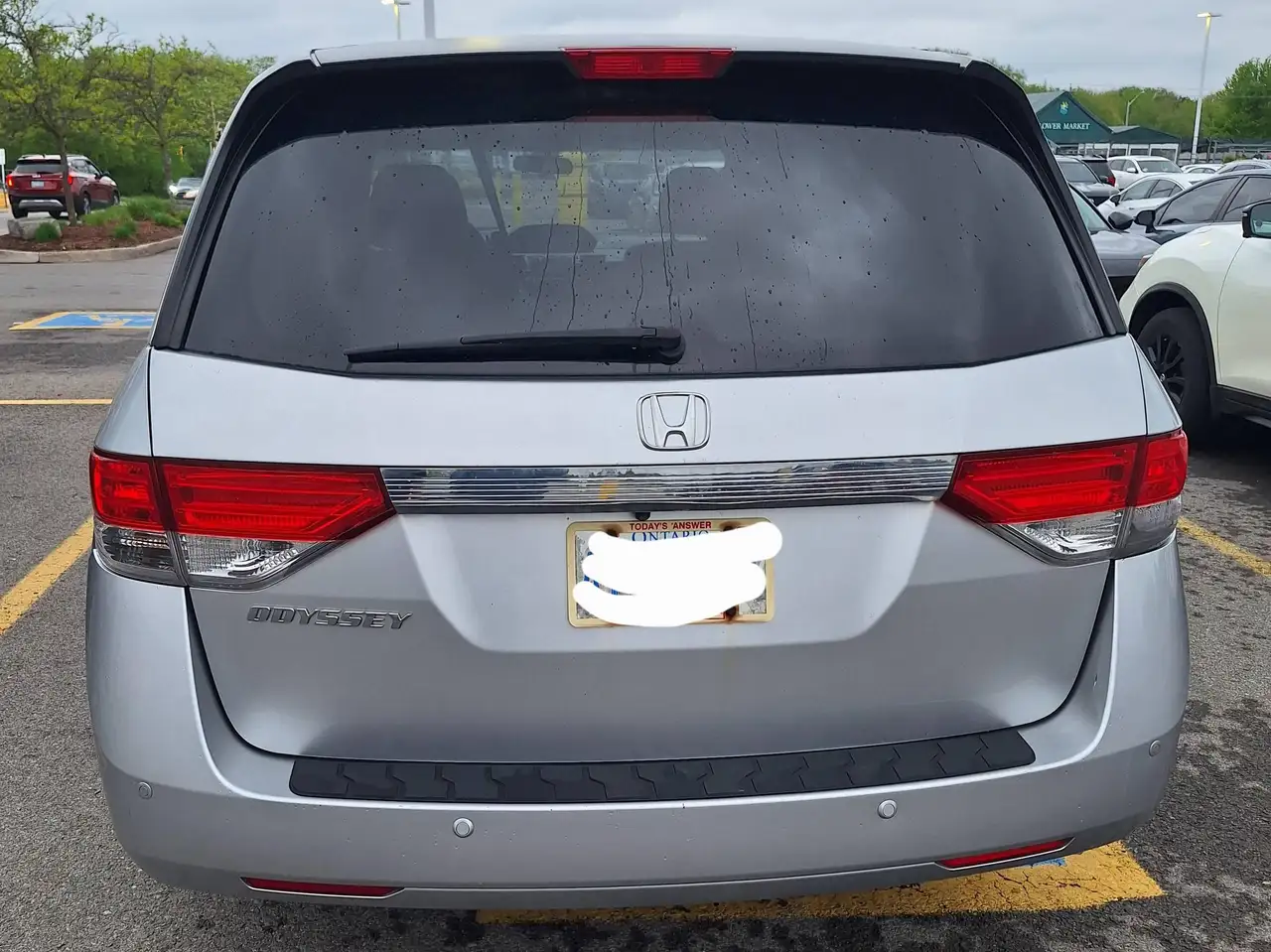 Honda Odyssey снимка Honda Odyssey