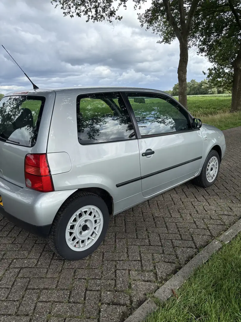 Volkswagen Lupo 1.4 Gri - 2