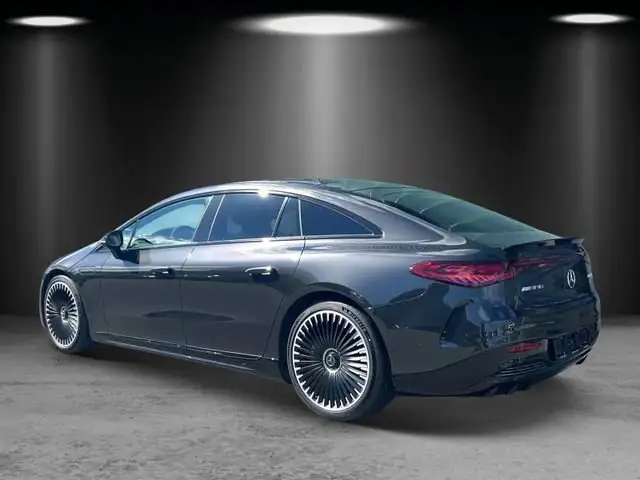 Mercedes-Benz Eqs view 3