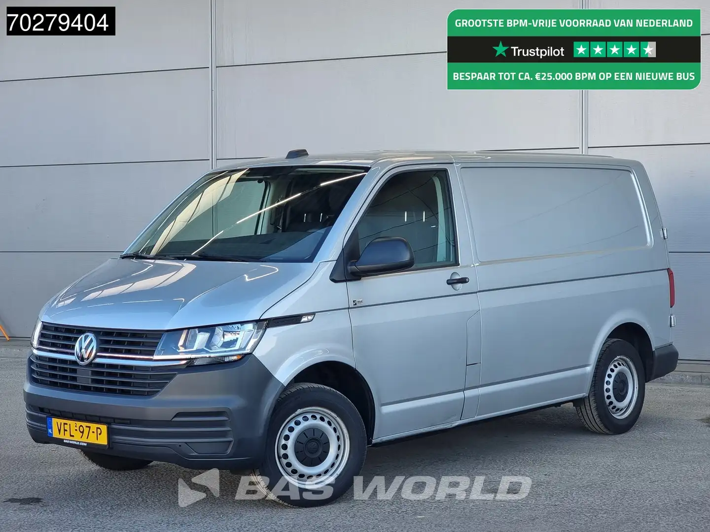Volkswagen Transporter 90pk L1H1 Nwe model Navi Trekhaak Airco Cruise Eur Zilver - 1