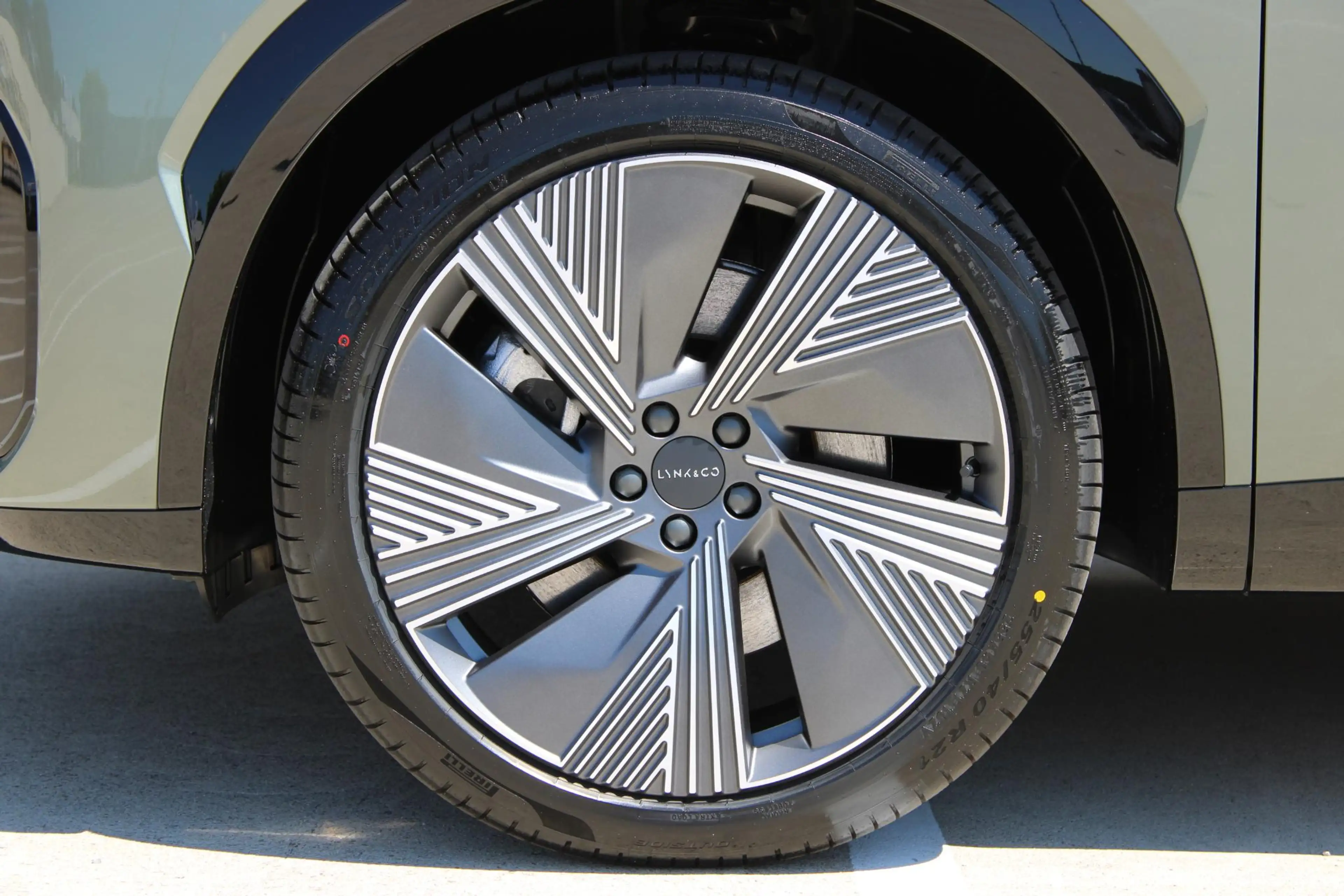 Lynk & Co 08 More | Vanaf 10-2026 beschikbaar | 200km Hybride | — photo 4