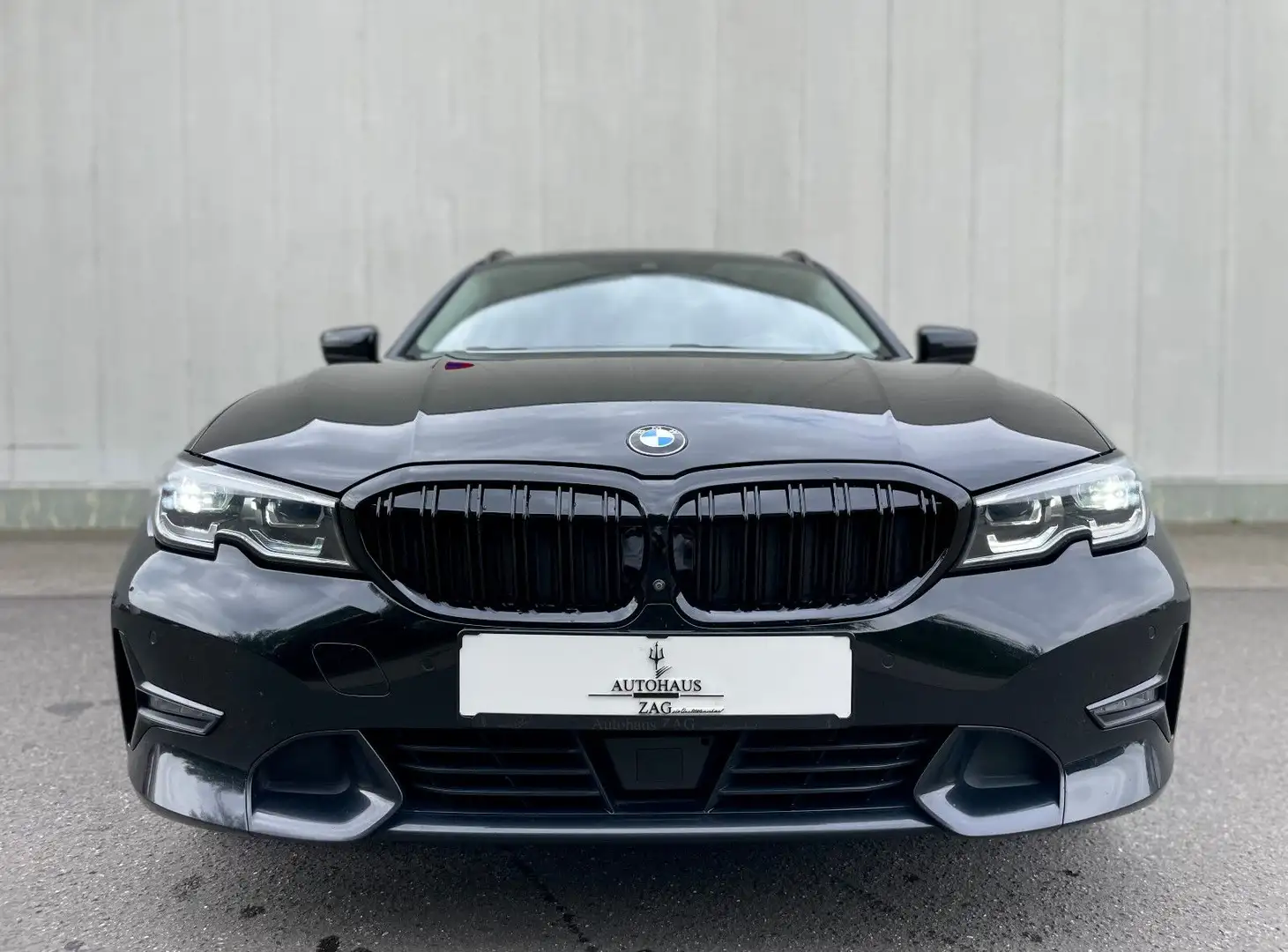 BMW 318 d Sport Line *360° KAMERA*ACC*LEDER*1.HAND* Schwarz - 2