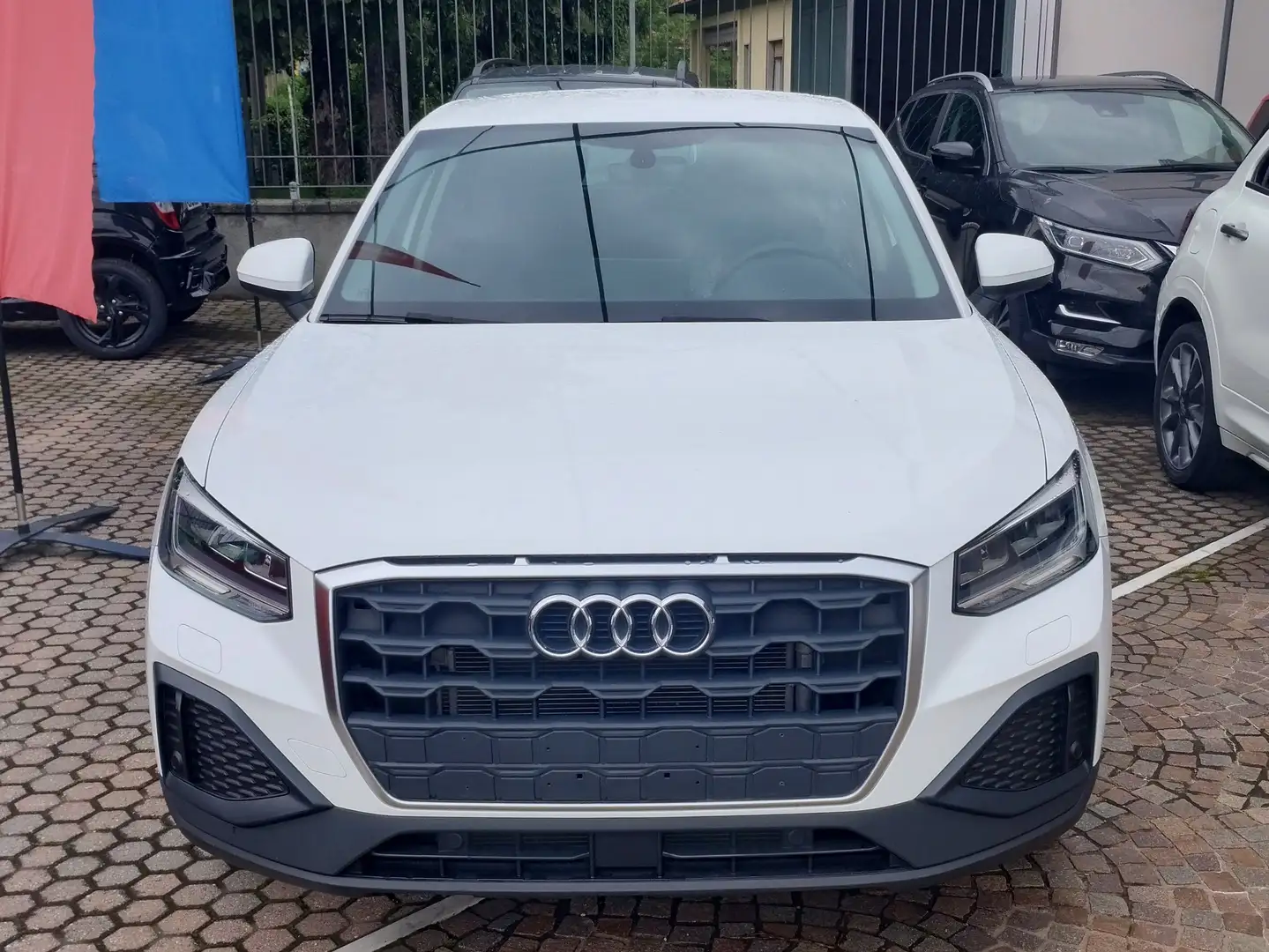 Audi Q2 Q2 30 TFSI Business Weiß - 2