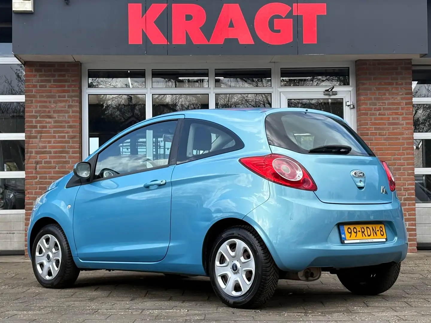 Ford Ka/Ka+ Comfort 1.2 69 pk - Airco - hoge instap! Azul - 2