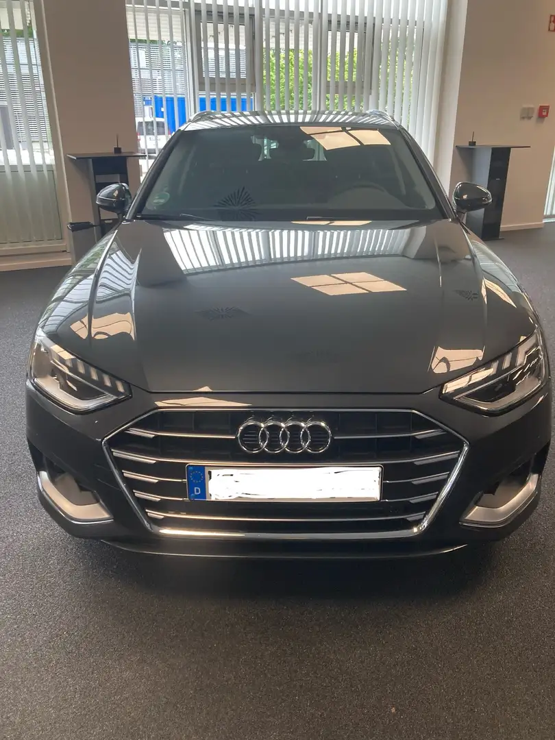 Audi A4 35 TFSI advanced Grau - 2
