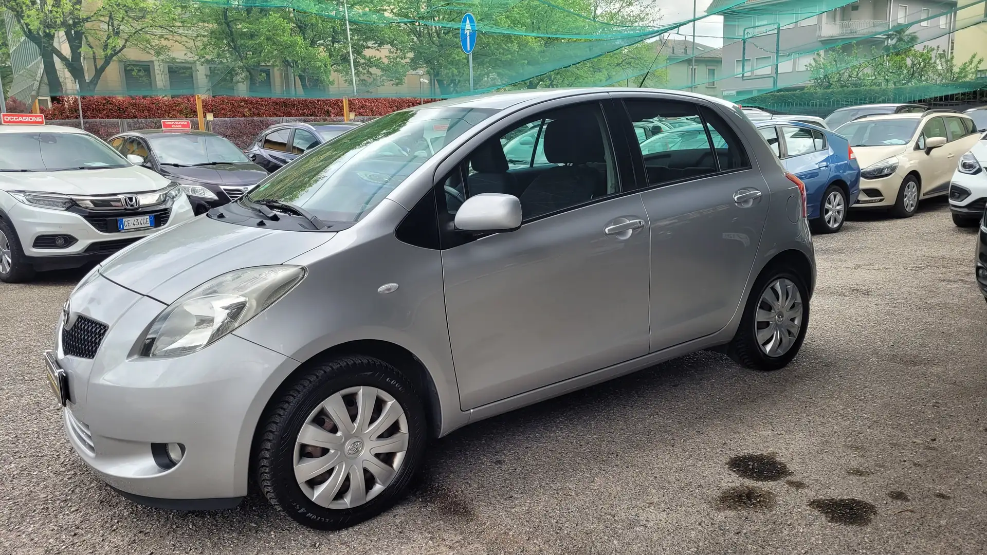 Toyota Yaris Yaris 5p 1.3 Navy Argent - 2