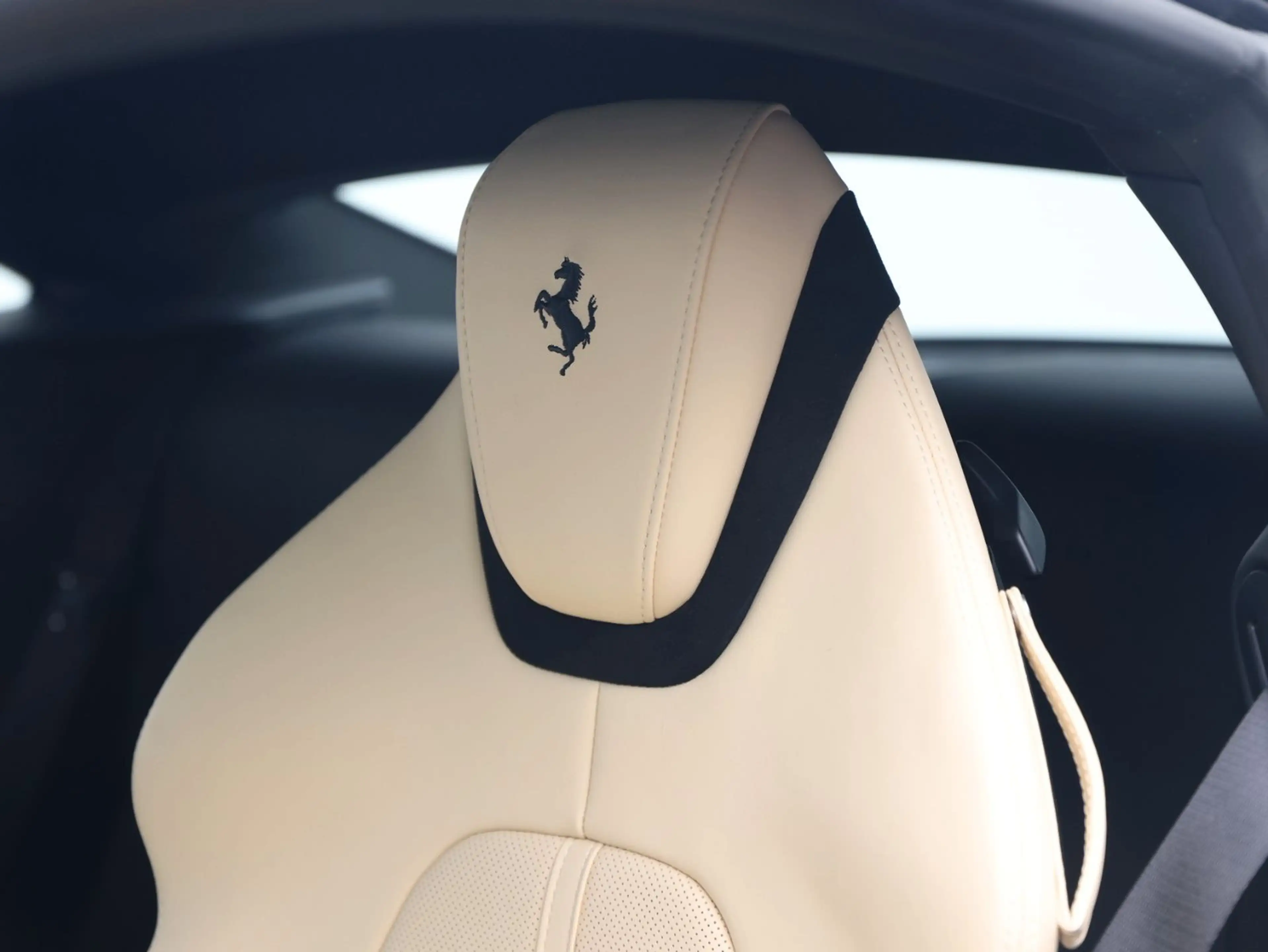 Ferrari Roma ***Ferrari Frankfurt*** — photo 14