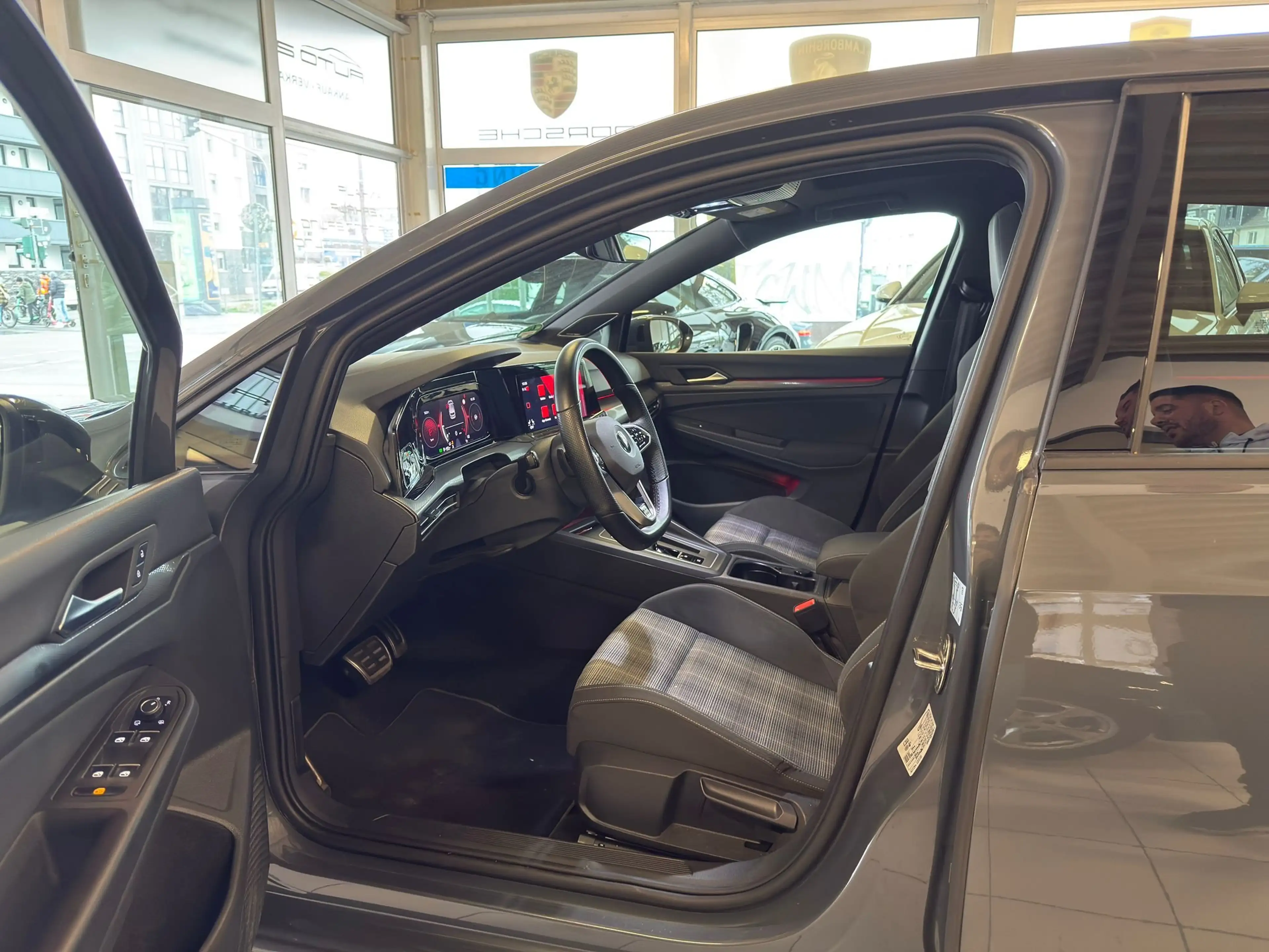Volkswagen Golf GTD GTD/Pano/Navi/Harman Kardon — photo 11