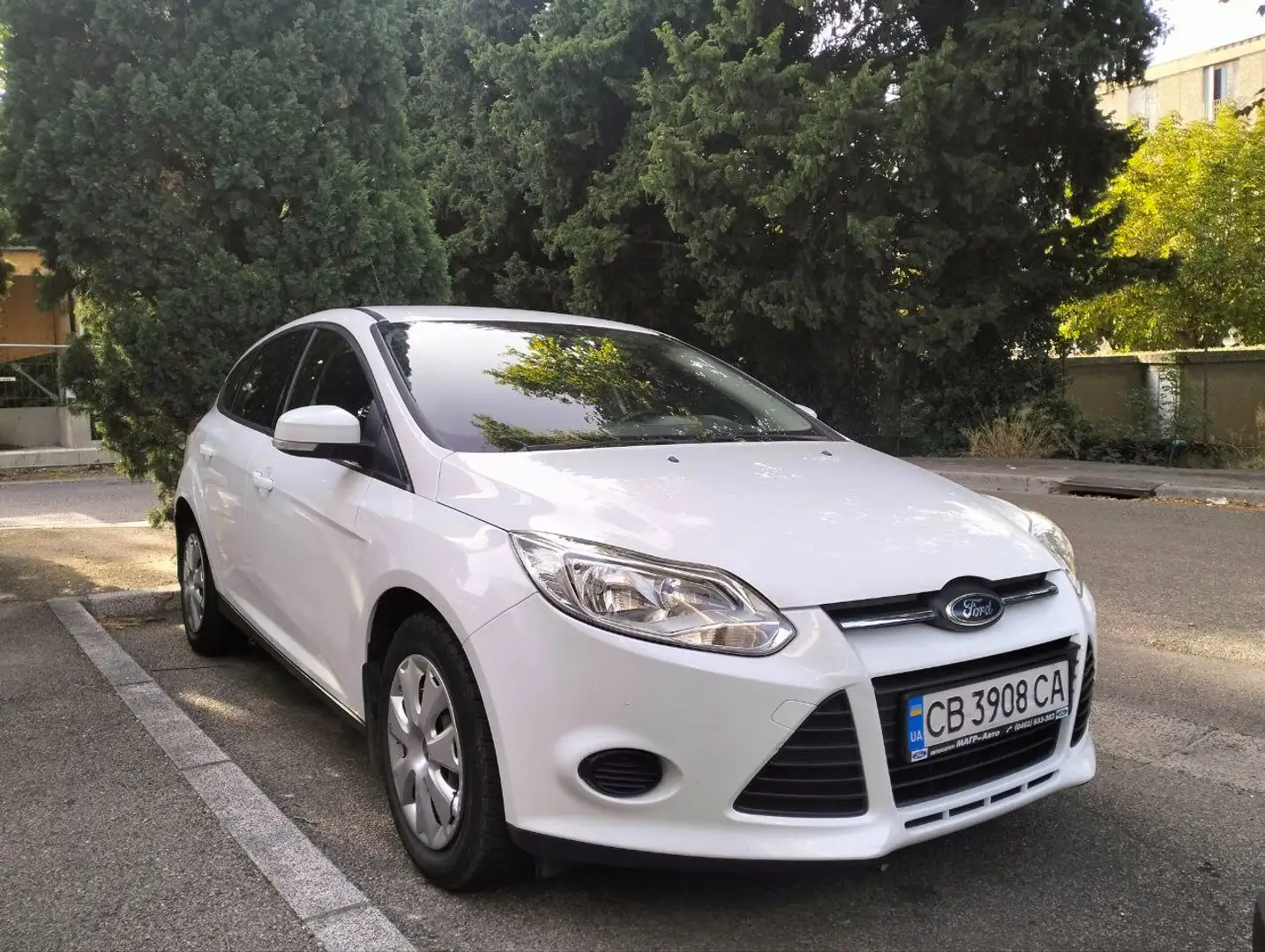 Ford Focus 1.0 SCTi 100 EcoBoost S Blanc - 1