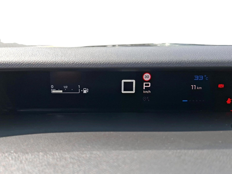 Citroen C3 Plus Hybrid 110 e-DSC6 SHZ LHZ — photo 10