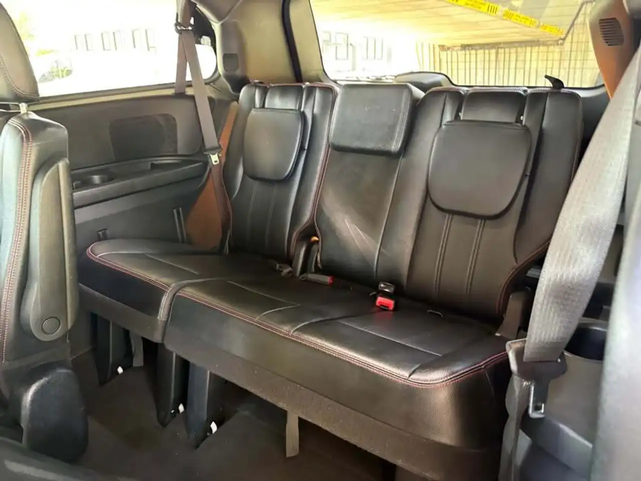 Dodge Grand Caravan снимка Dodge Grand Caravan
