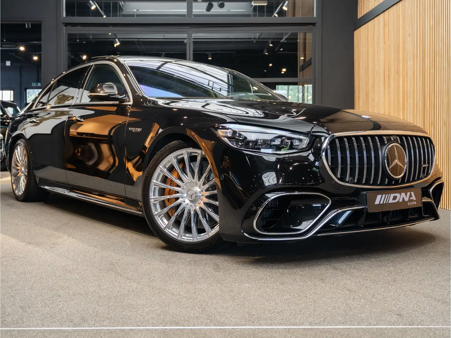 Mercedes-Benz S 63 AMG S E-Performance AMG 63 S E Performance Schwarz - 1