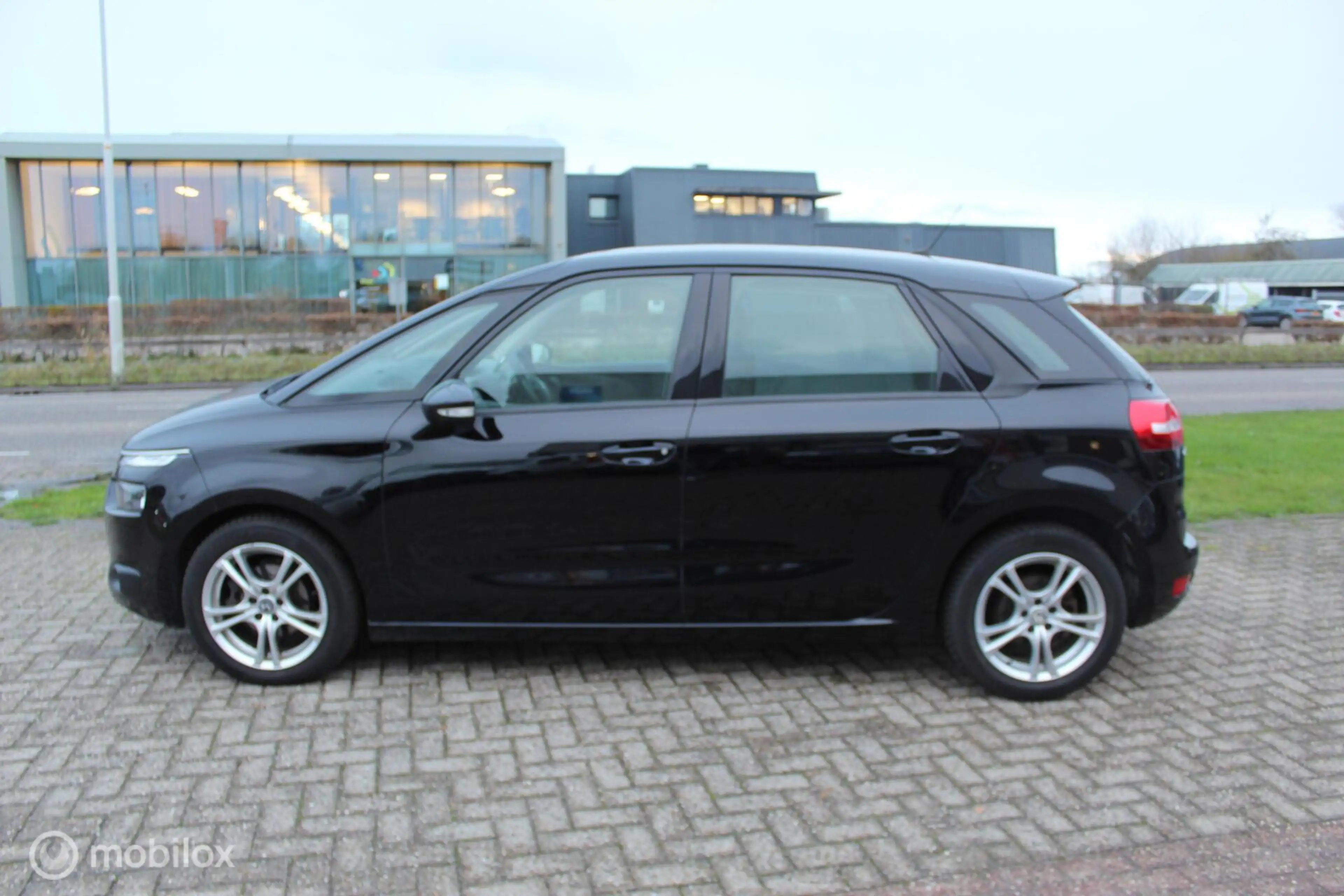 Citroen C4 Picasso 1.6 HDi Business — photo 8