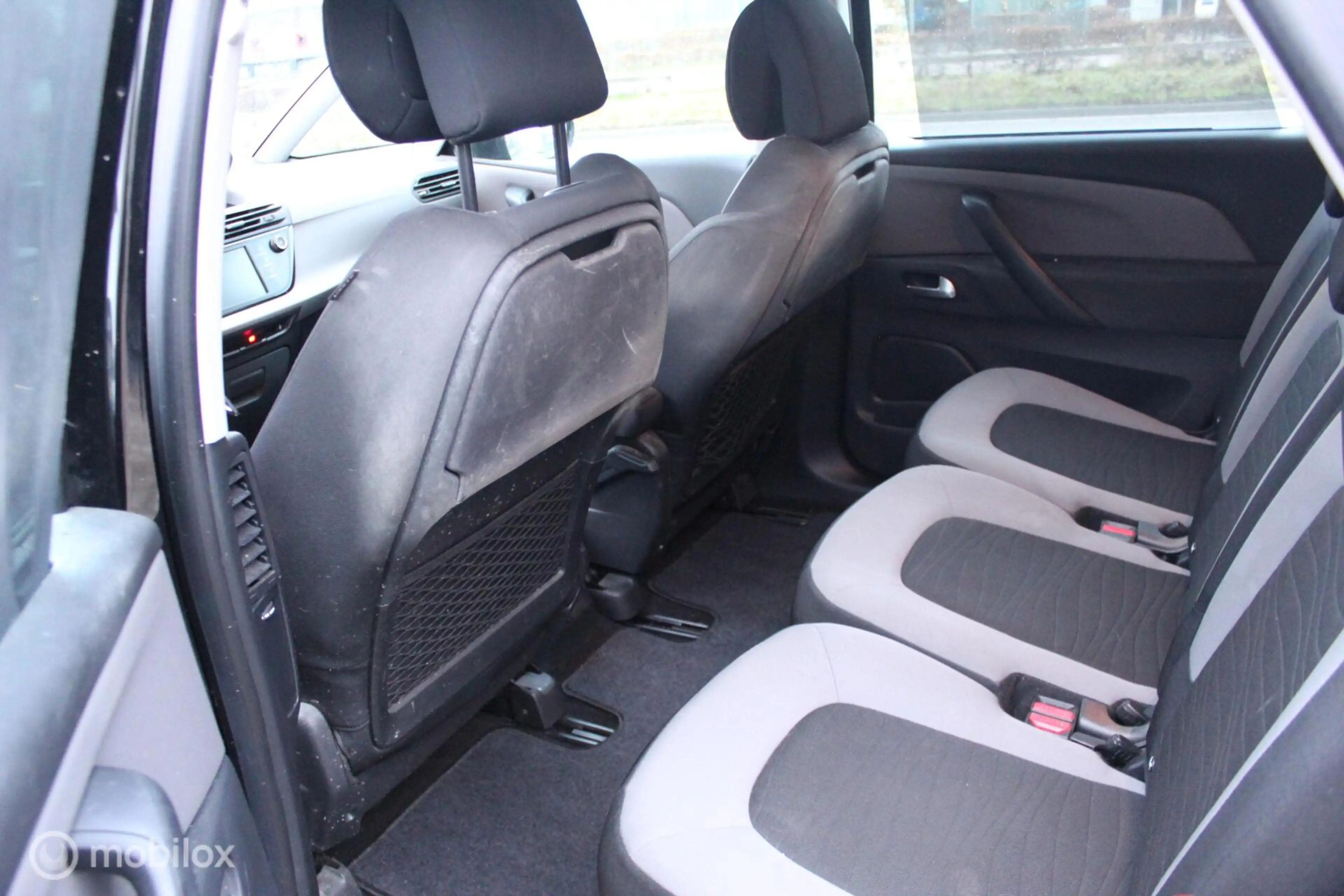 Citroen C4 Picasso 1.6 HDi Business — photo 10