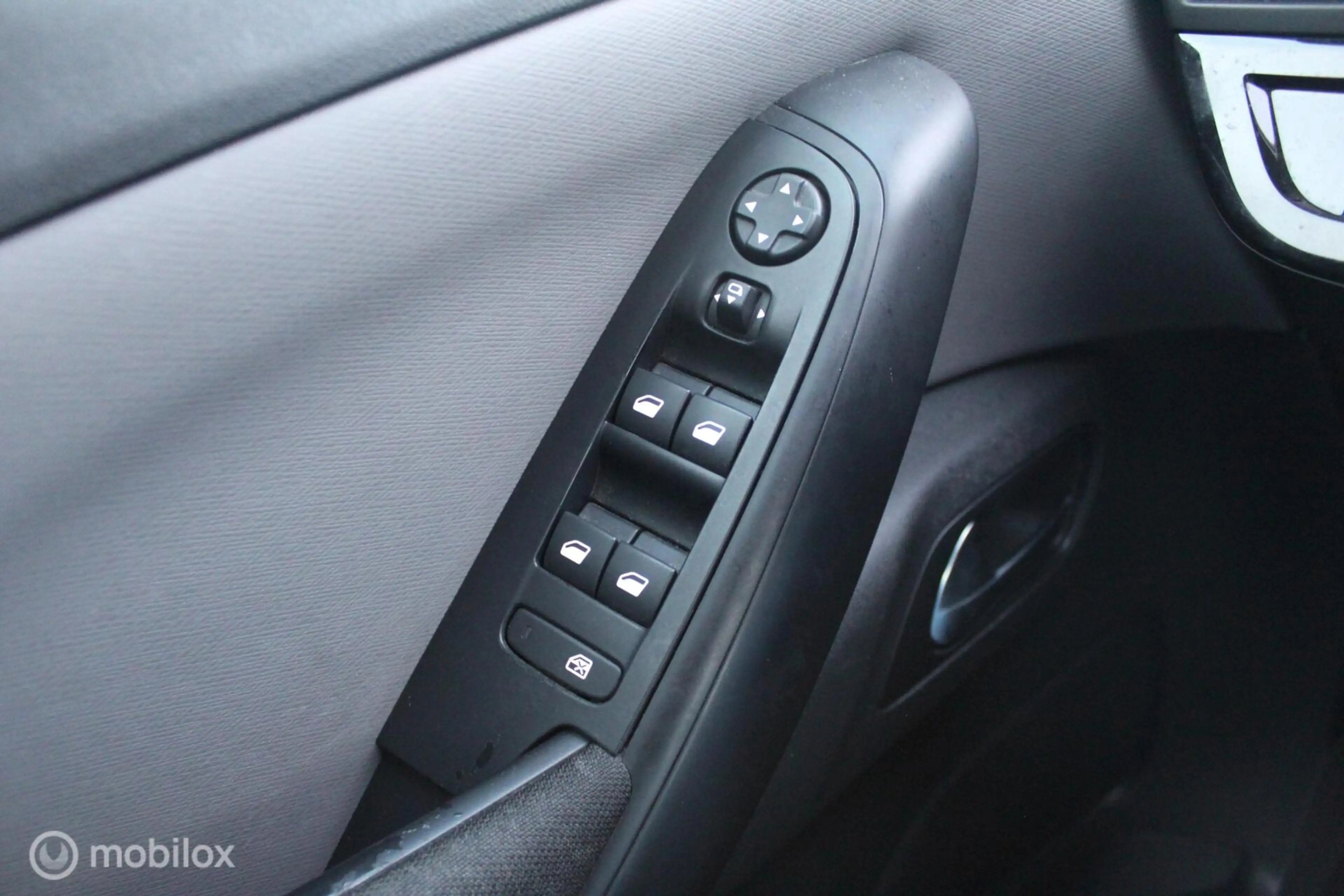 Citroen C4 Picasso 1.6 HDi Business — photo 19