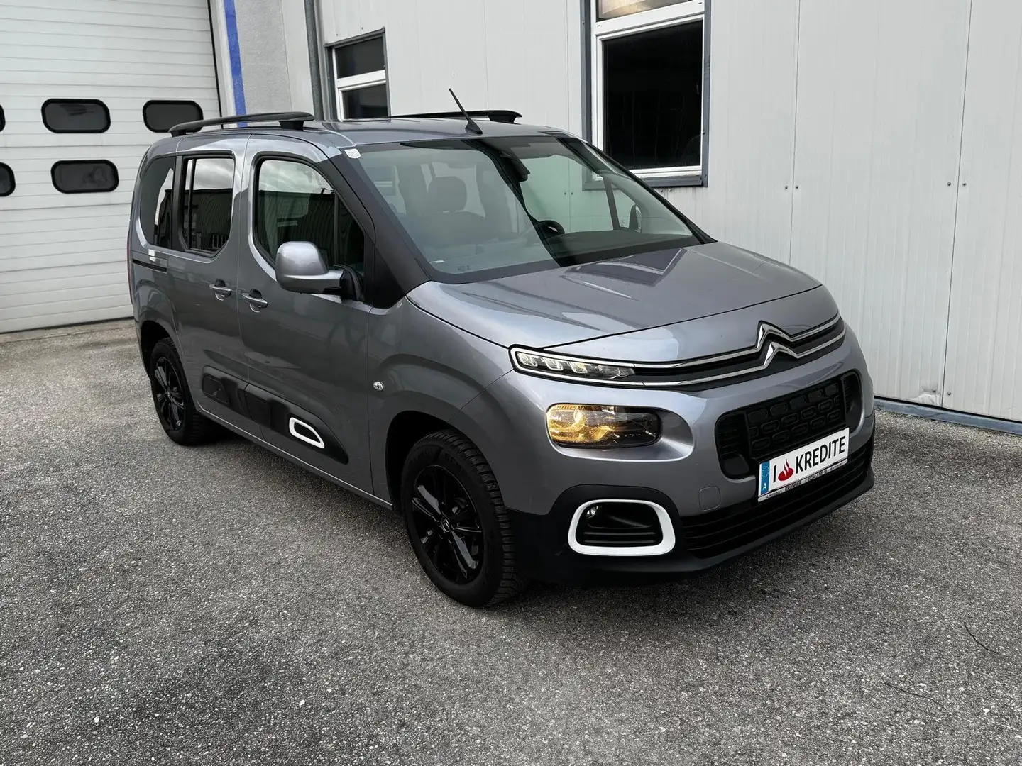 Citroen Berlingo BlueHDI 100 S&S Feel Silber - 1