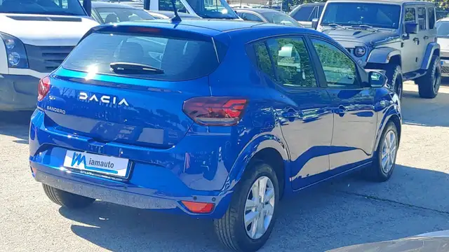 Dacia Sandero view 3