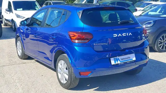 Dacia Sandero view 4