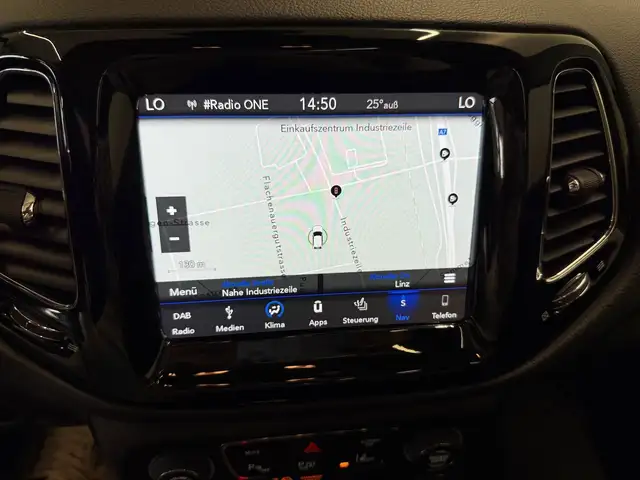 Jeep Compass view 5