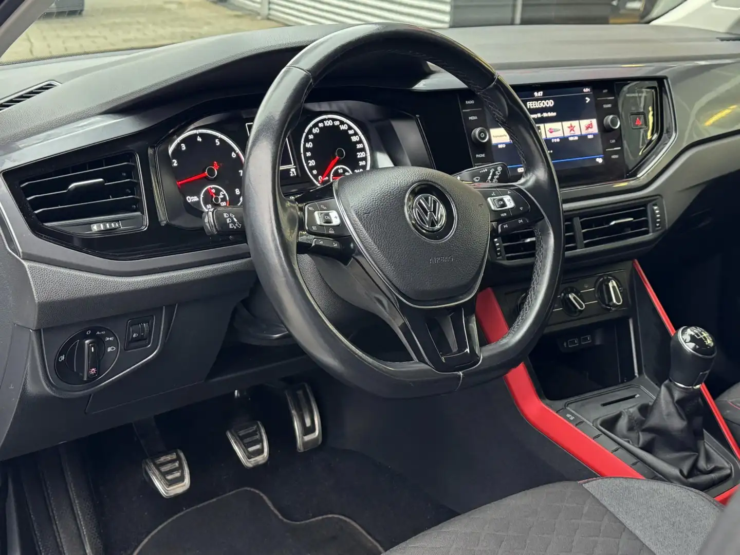 Volkswagen Polo 1.0i Comfortline Business - Apple CarPlay / Naviga Gris - 2