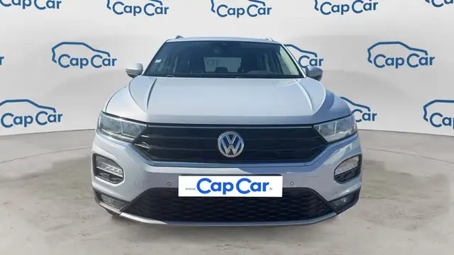 Volkswagen T-Roc view 5