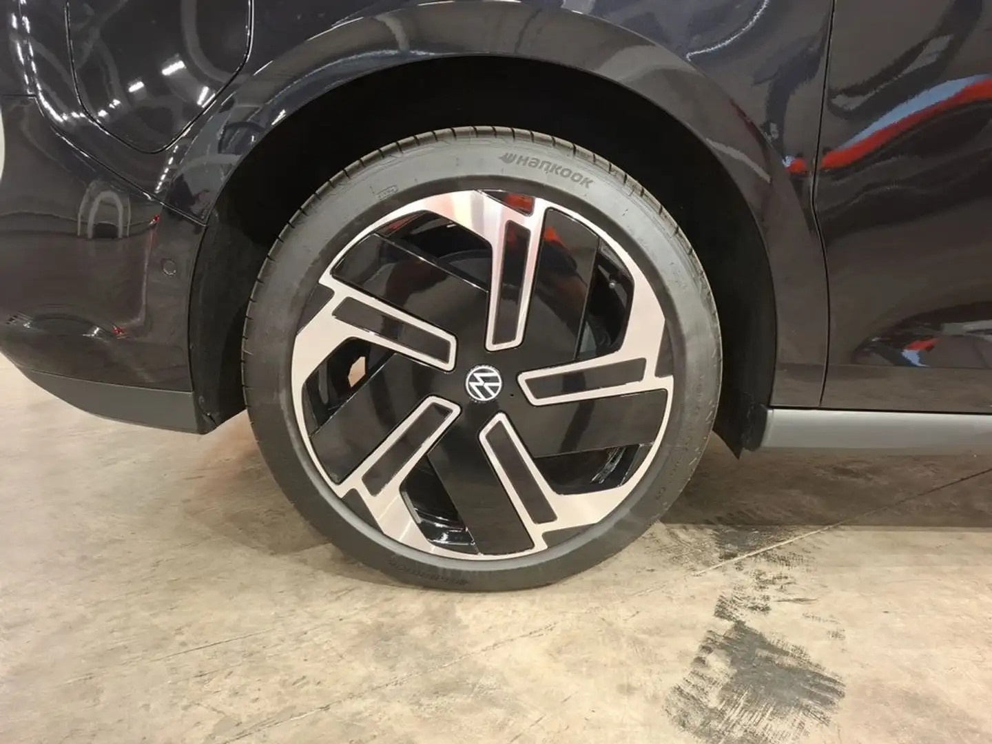 Volkswagen ID. Buzz GTX 250 kW (340 CV) Ch. Medio Negro - 2