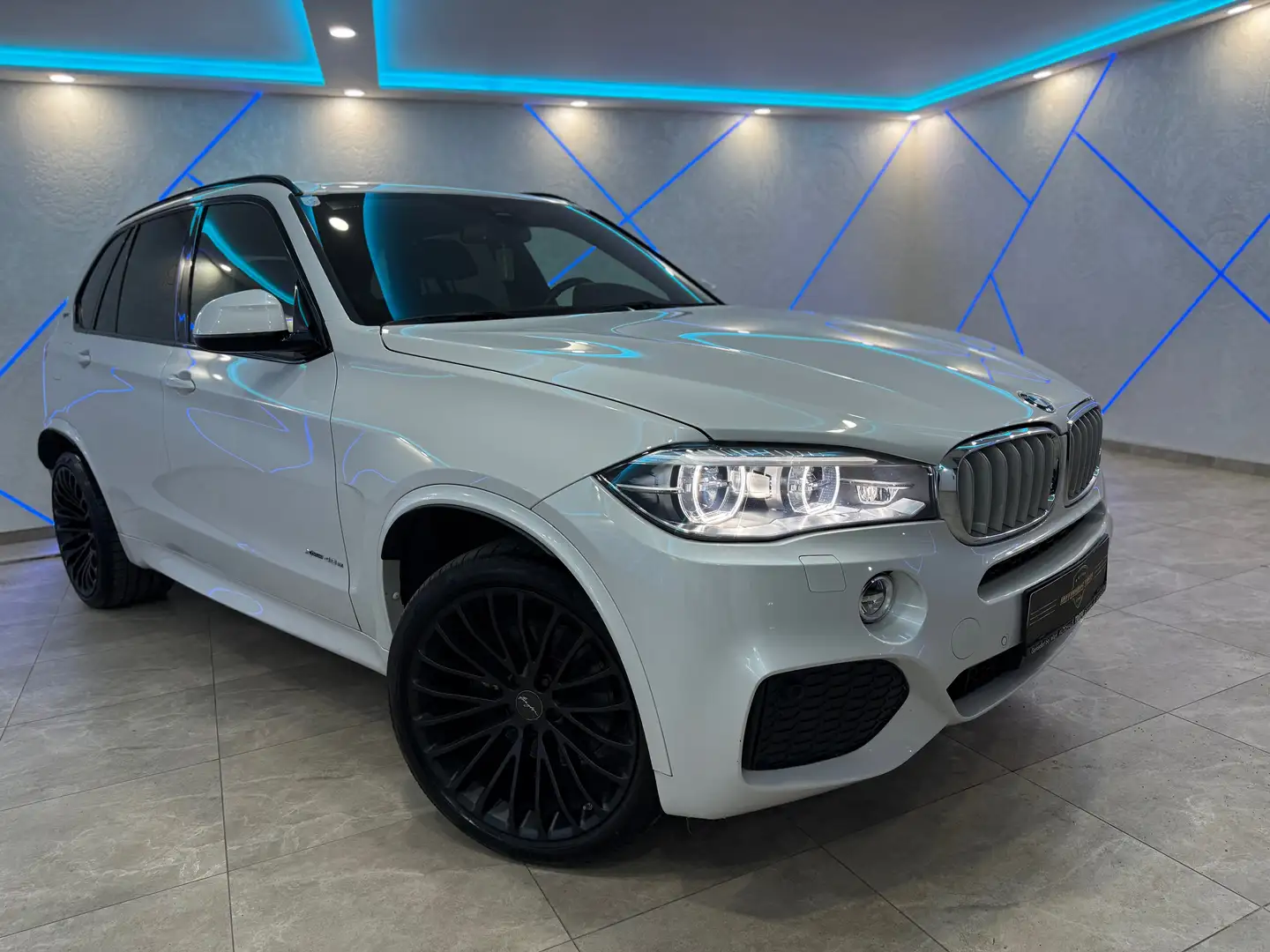 BMW X5 X5 PHEV xDrive40e Aut.*M-SPORT*PANO*ACC*HEAD-UP* Weiß - 2